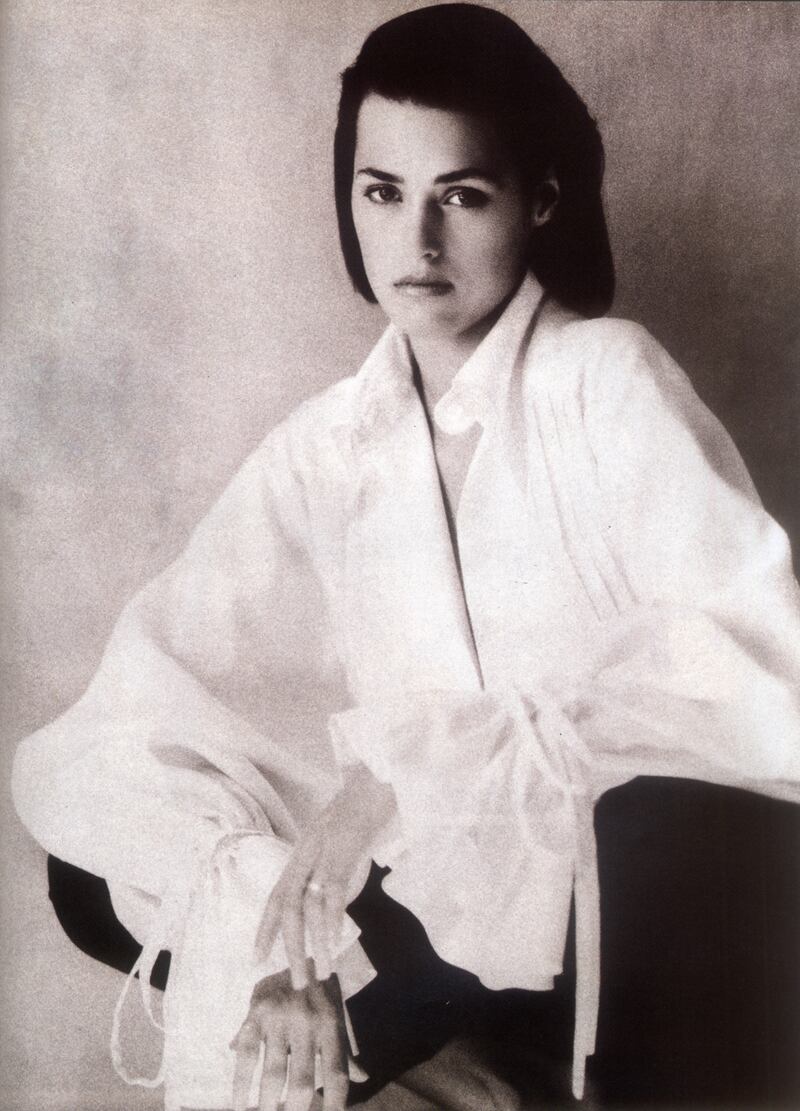 galleries/2013/10/30/the-best-of-chloe-attitudes-photos/131029-chloe-anniversary-14_b5fcj6