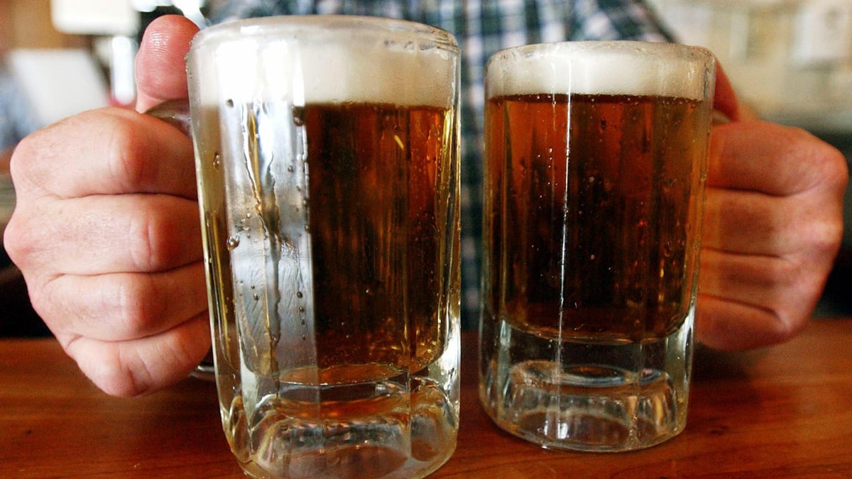 cheats/2012/10/02/teen-drinking-and-driving-drops/binge-drinking-cheat_t7mtil