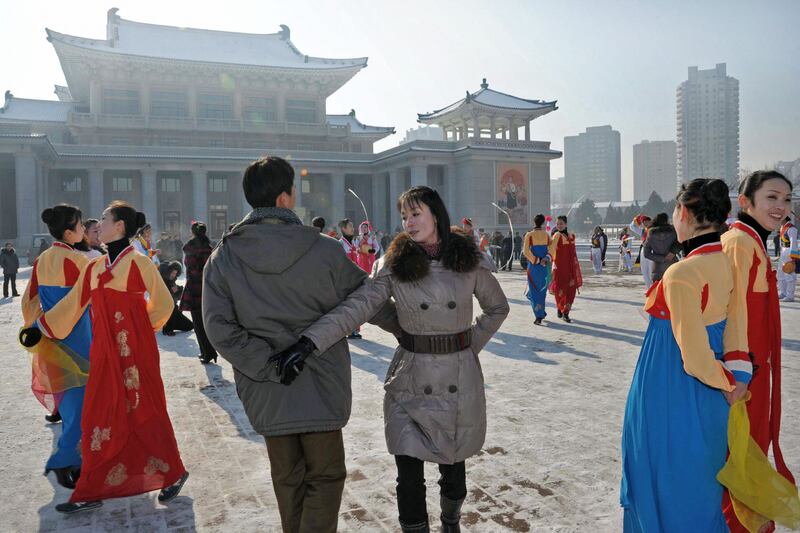 galleries/2012/12/12/defiant-north-korea-celebrates-rocket-launch-photos/north-korea-launches-missile7_twkpkz