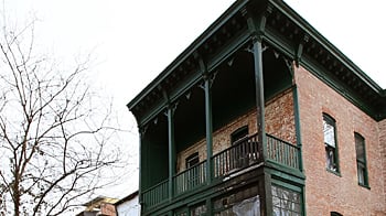 articles/2011/01/11/ashley-turton-killed-in-dc-fire-what-went-wrong/wingert-ashley-turton_152117_pzlemd