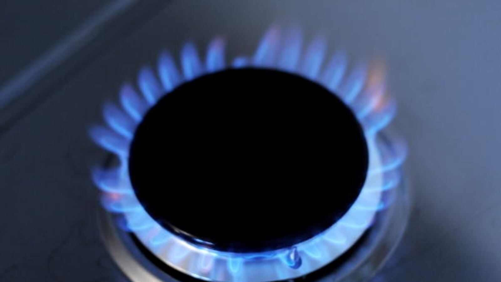 articles/2013/04/19/natural-gas-better-than-coal/natural-gas-better-than-coal-image_oqtd5v
