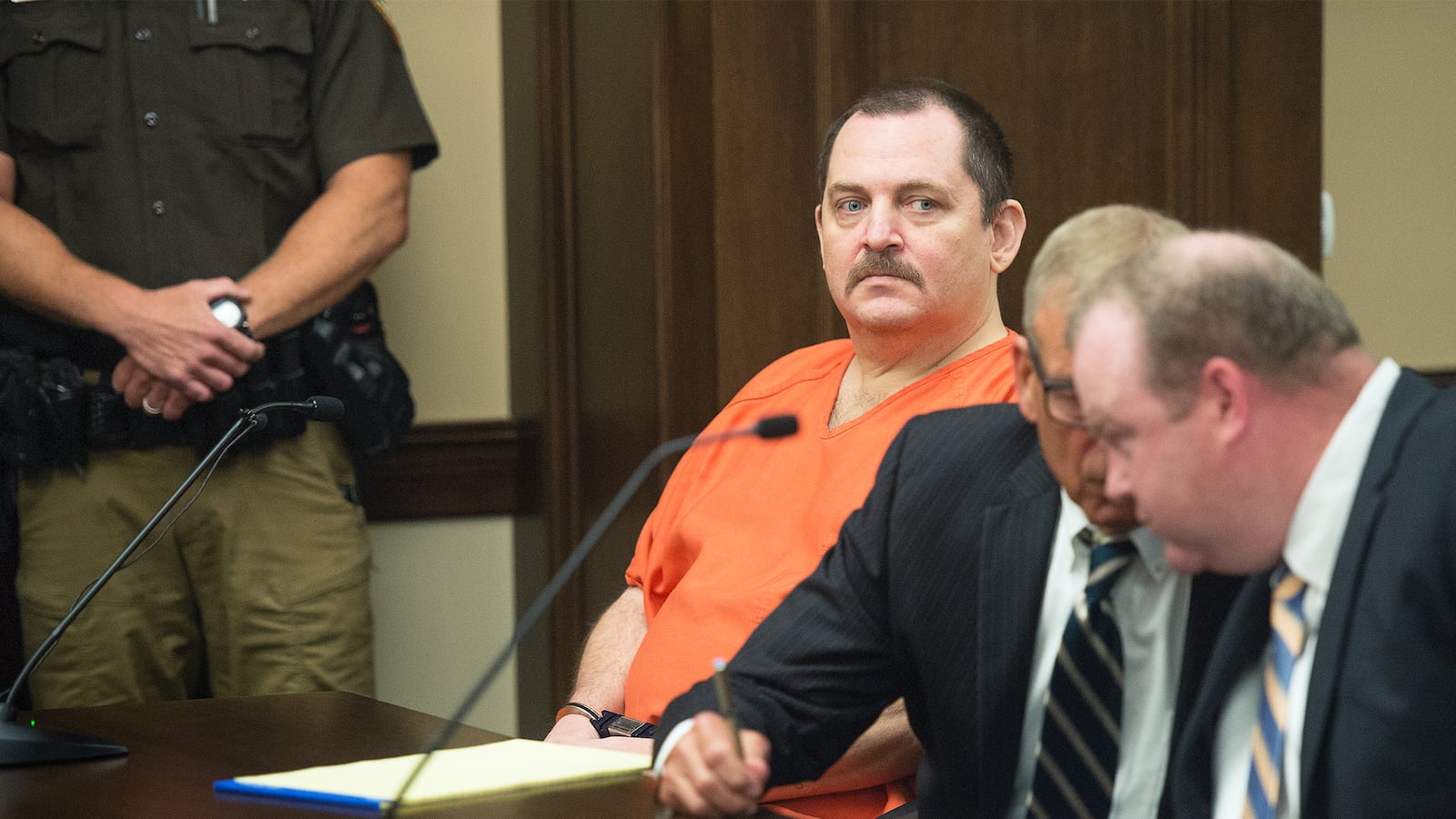 190624-Briquelet-Sydney-Loofe-tease_p8u4bd