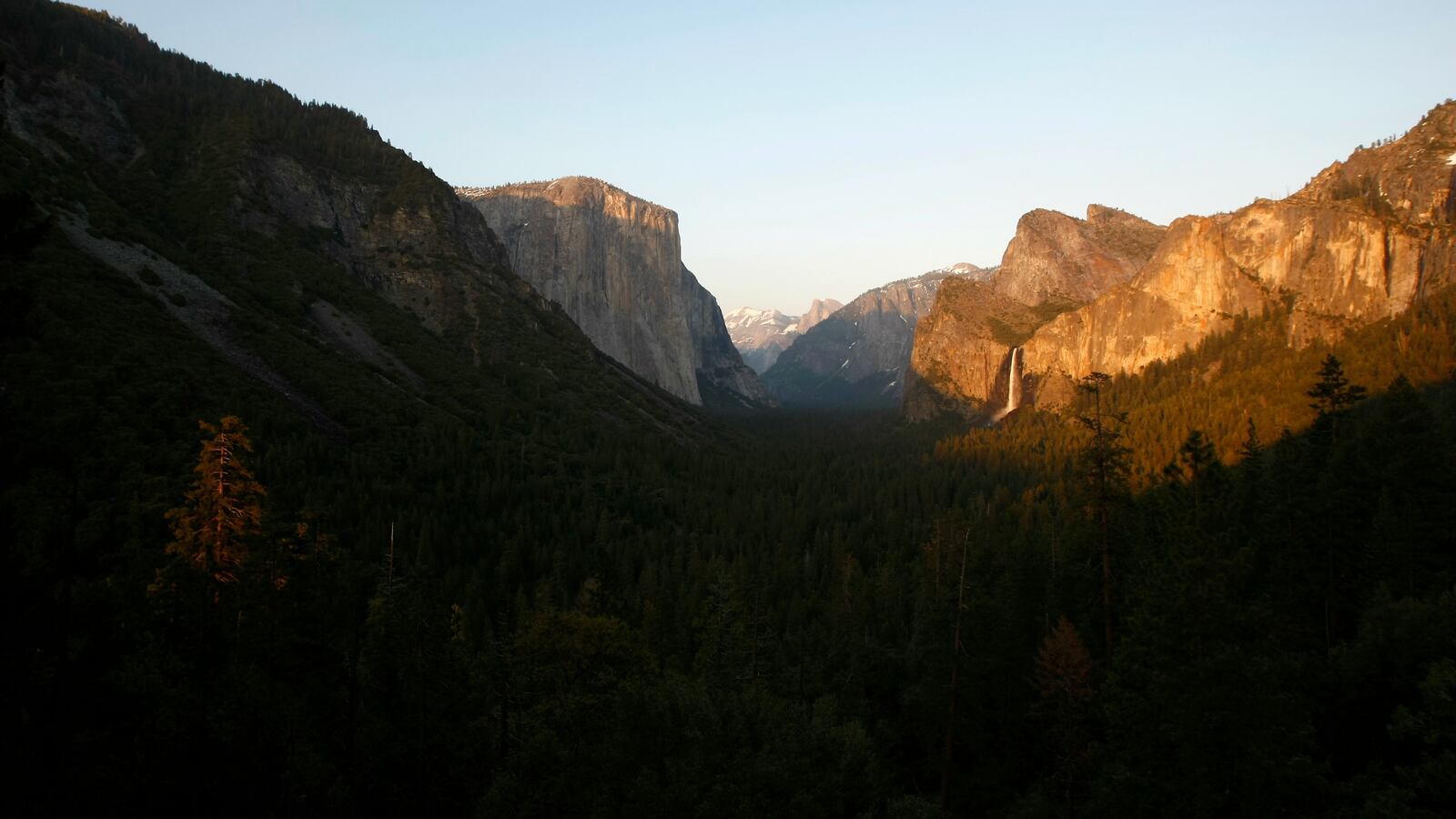 170927-yosemite-rock-accident-death-cheat_cmvssz