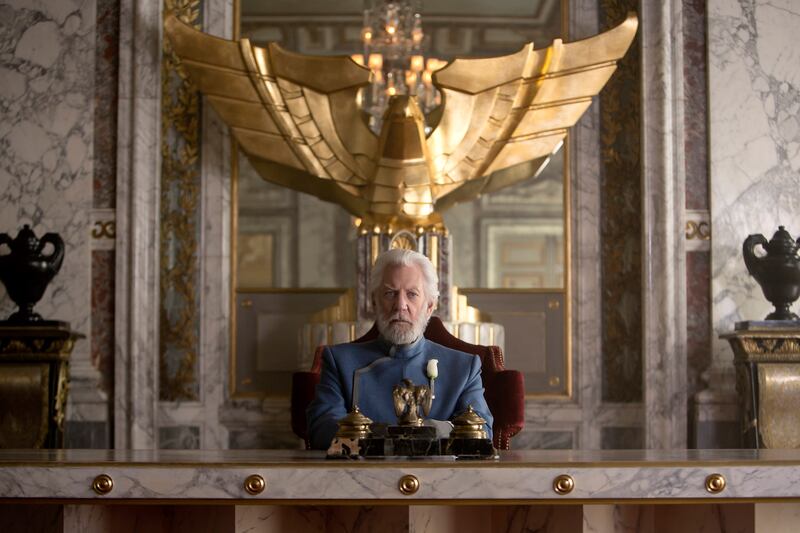 galleries/2014/11/26/movies-to-see-or-skip-thanksgiving-weekend-foxcatcher-the-hunger-games-and-more/141125-see-this-movies-tease_qccutm