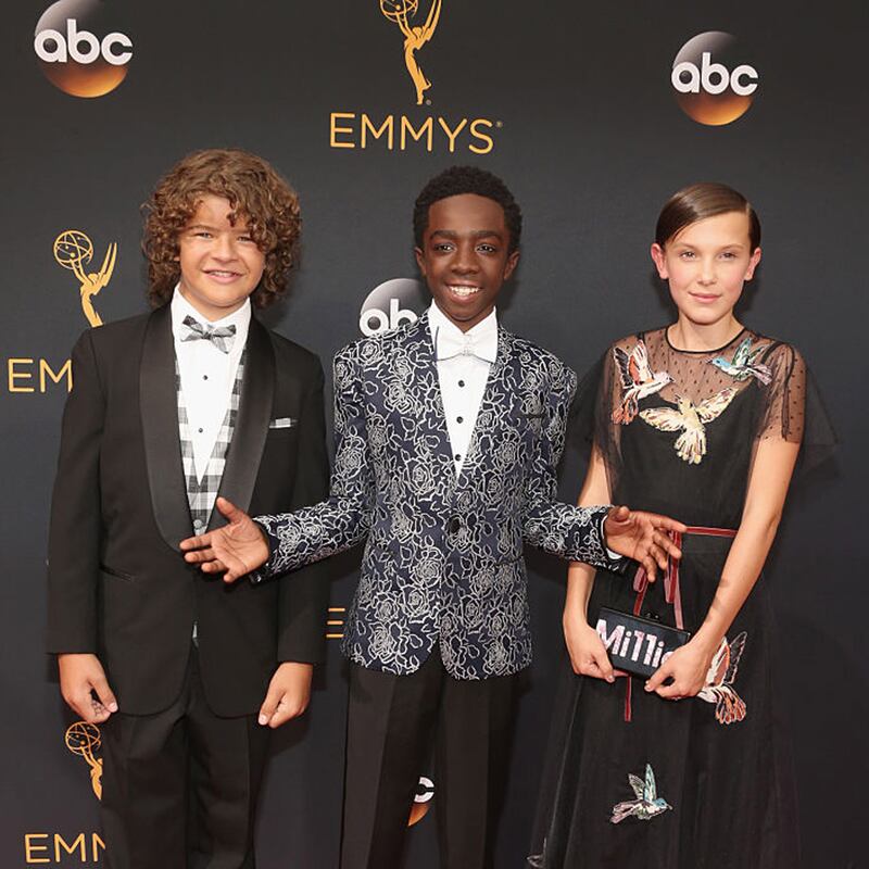 galleries/2016/09/18/how-to-win-the-emmys-red-carpet-starring-claire-danes-niecy-nash-and-emilia-clarke/160918-68-Annual-Emmy-Gallery-07_la9tfn