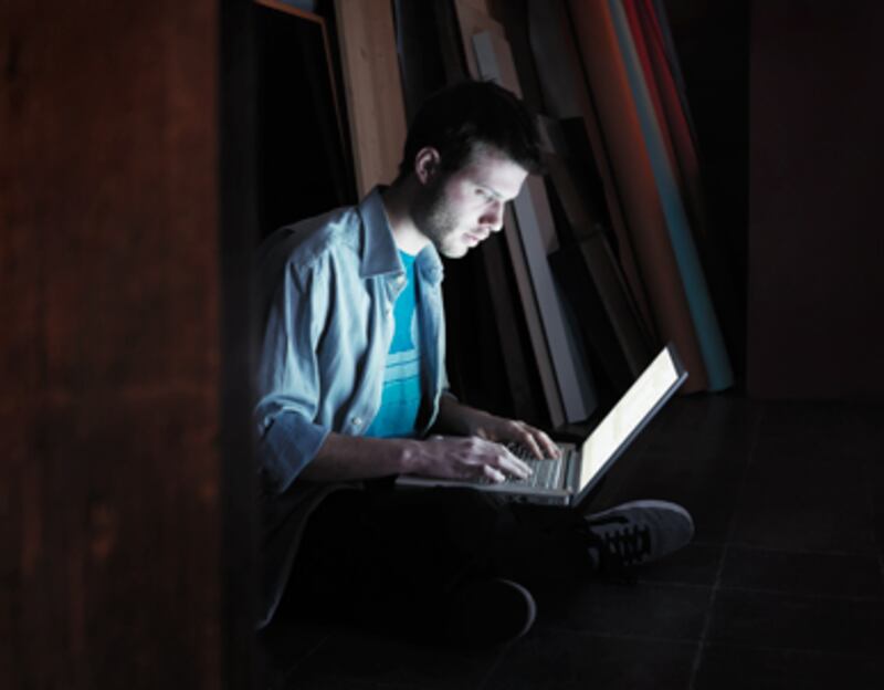 articles/2011/06/07/anthony-weiner-s-twitter-sex-scandal-9-theories-on-why-men-cybercheat/why-men-cybercheat-bennett_ktecnd