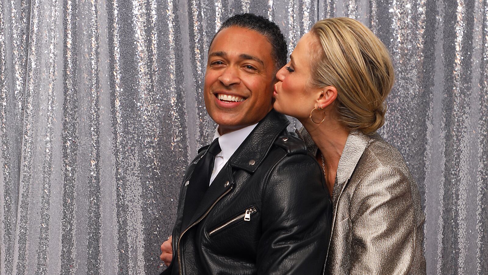 T.J. Holmes, Amy Robach portrait at the iHeartRadio Jingle Ball