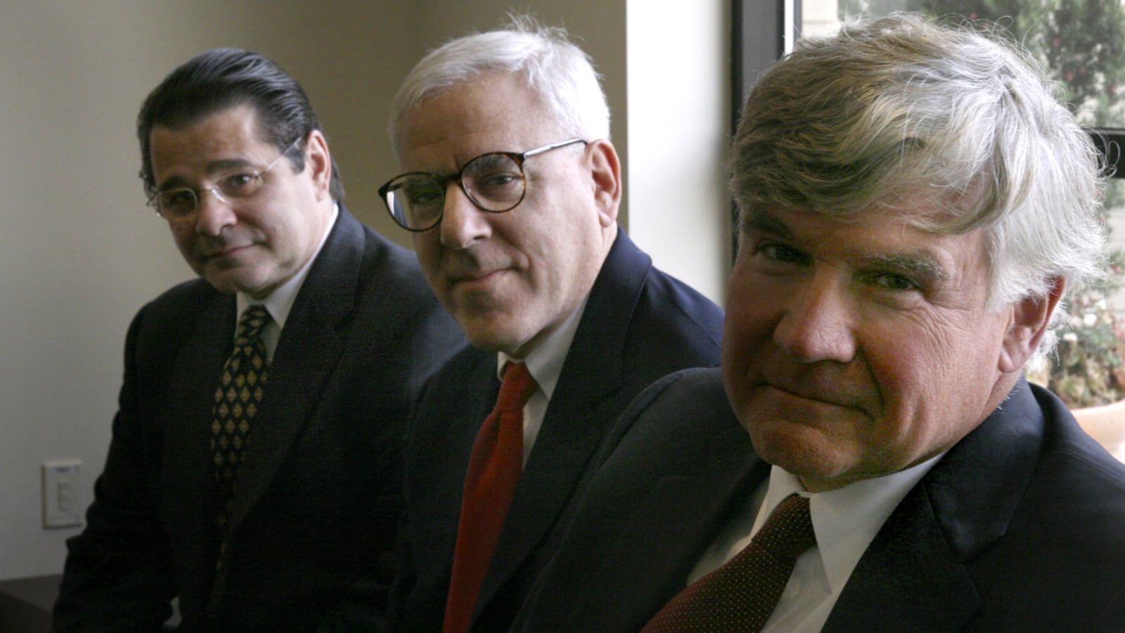 cheats/2011/09/06/carlyle-group-to-go-public/carlyle-group-goes-public-cheat_dk1ojx