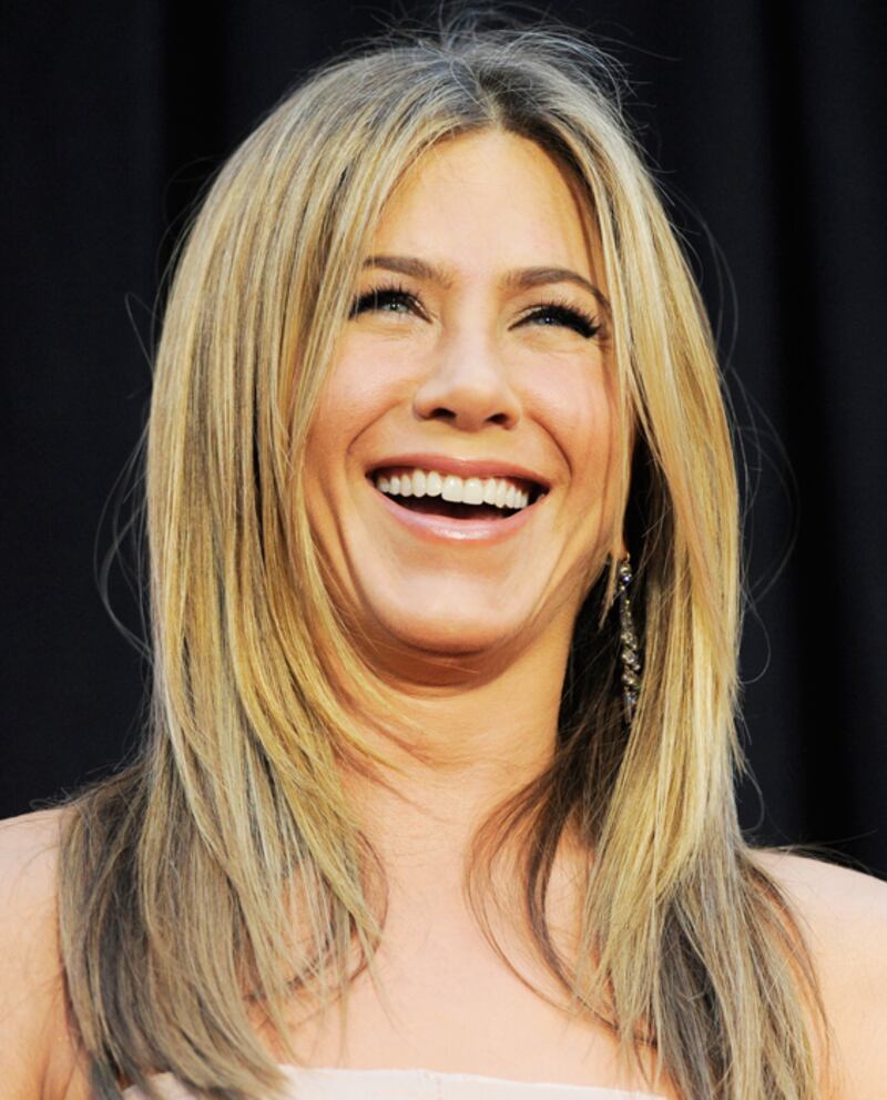galleries/2010/10/13/oversharers/oversharers---aniston_d4uxrs