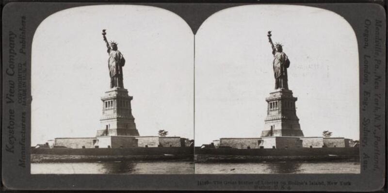 galleries/2016/01/09/these-iconic-new-york-city-photos-are-now-all-yours/160108-nypl-liberty1_jnk1mp