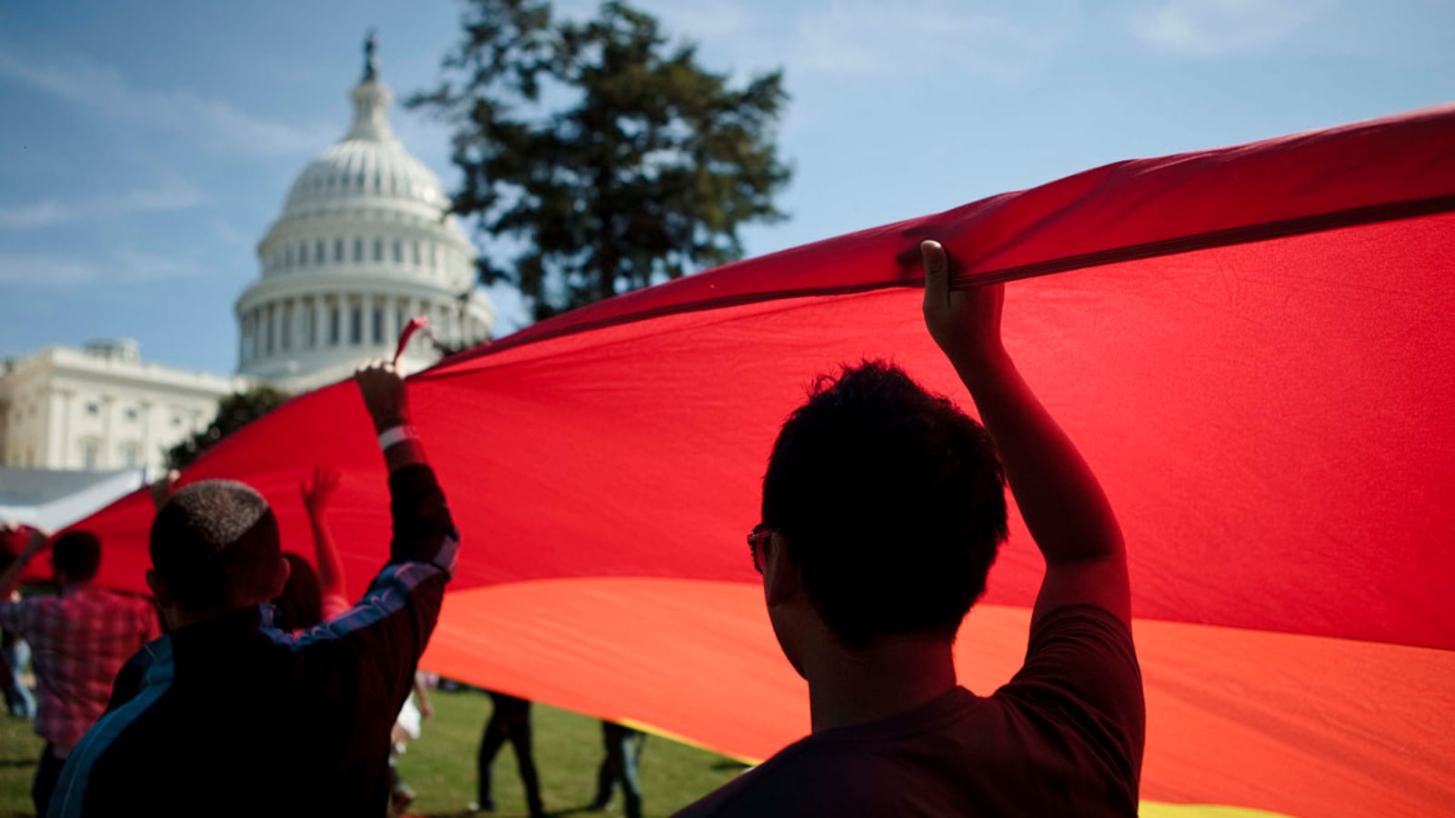 articles/2012/03/24/michael-tomasky-on-why-obama-shouldn-t-defend-gay-marriage-for-now/obama-gay-marriage-tomasky_gqdasv