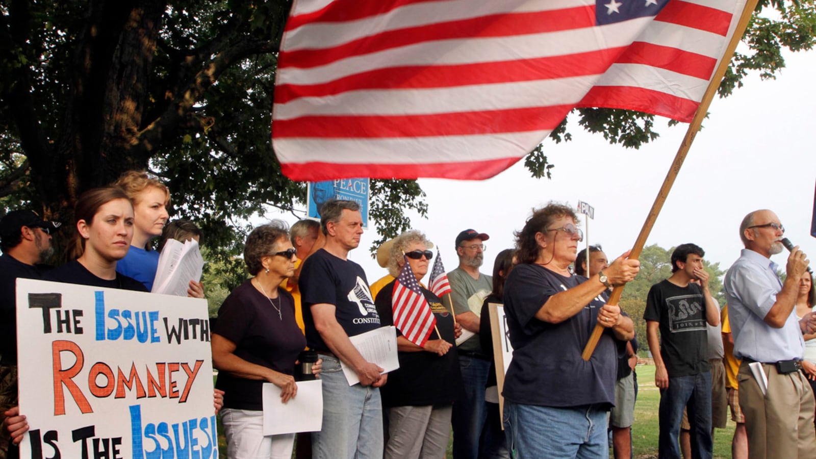 articles/2012/02/06/tea-party-is-dead-how-the-movement-fizzled-in-2012-s-gop-primaries/tea-party-dead-murphy_wkwx38