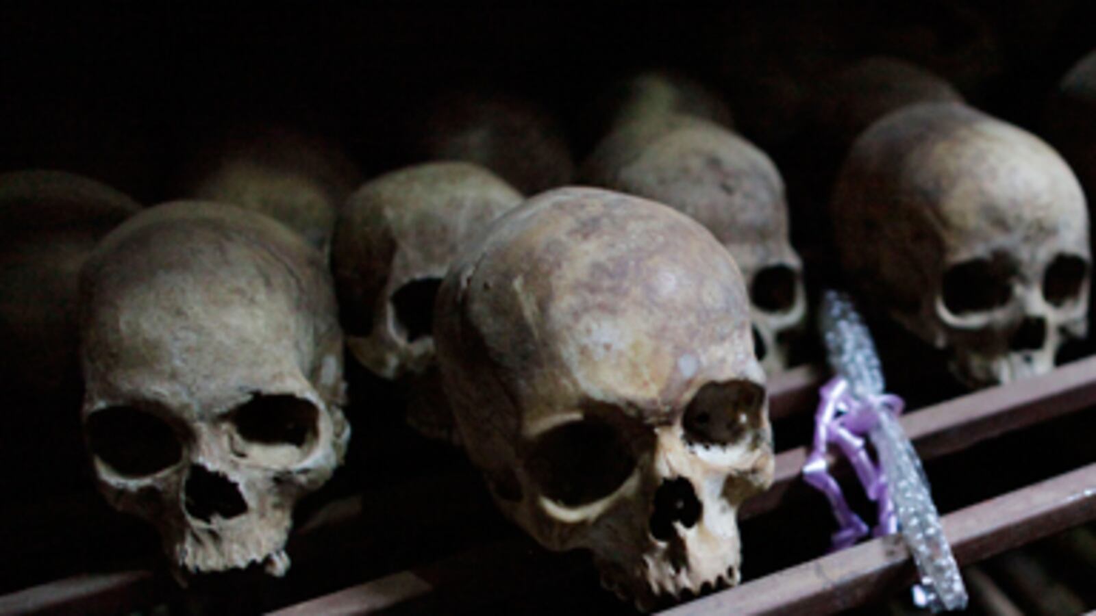 cheats/2011/05/26/rwandan-war-criminal-arrested/rwanda-genocide_v9mwld