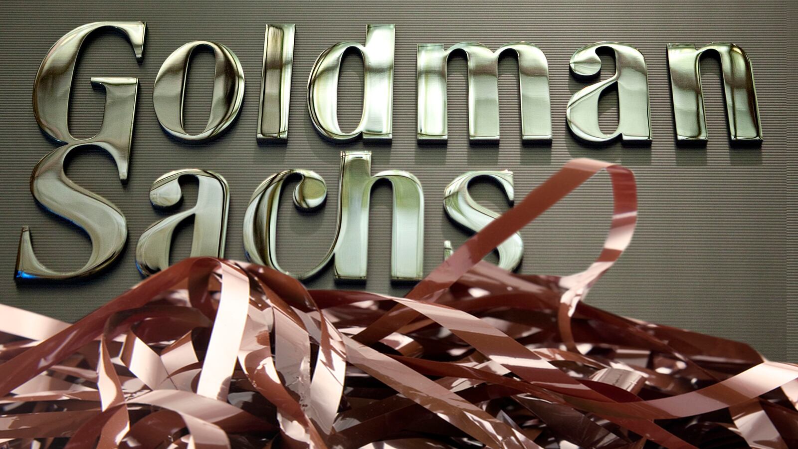 articles/2014/09/26/will-secret-tapes-take-down-goldman-sachs/140926-gross-goldman-tease_k50hxk