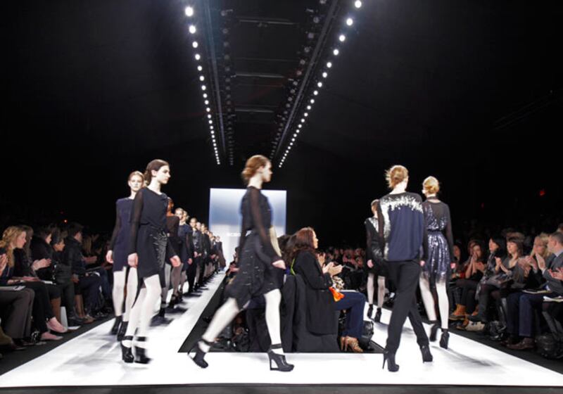 galleries/2010/02/12/fashion-week-day-3/fashion-week-wrap-1---bcbg_er99q9