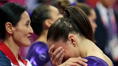 cheats/2012/07/29/gymnast-wieber-eliminated/jordyn-wieber-lost-topbox_rcxyli