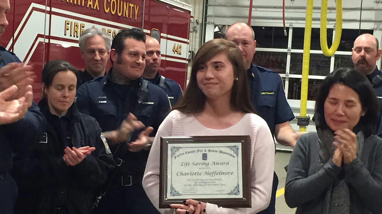 articles/2016/01/11/real-life-superwoman-lifts-car-save-dad/160111-lytton-superwoman-tease_grerkm