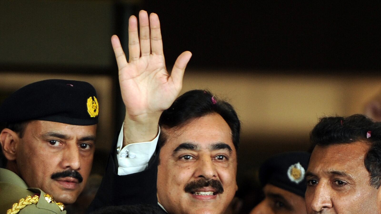 cheats/2013/05/09/gunmen-abduct-pakistan-ex-pm-s-son/130509-pakistan-pm-son-cheat_lb4fim
