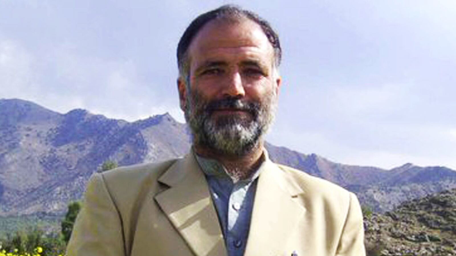 articles/2012/01/18/pakistani-journalists-working-for-american-companies-face-horrifying-dangers/pakistani-journalist-killed-yousafzai-moreau_orecl4