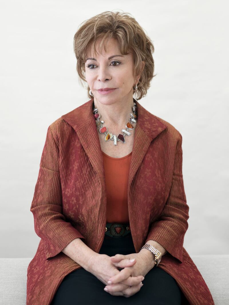 Isabel_Allende_MG_4951_zdlycx