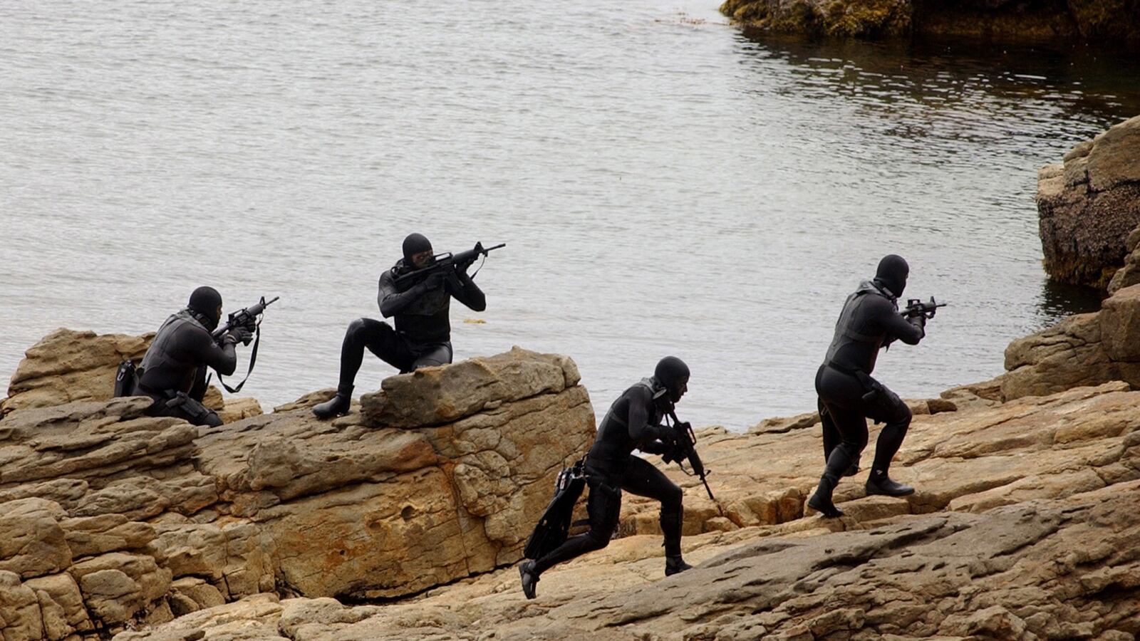 cheats/2014/03/17/navy-seals-seize-libyan-oil-tanker/140317-seals-rescue-tanker-cheat_c1tr57