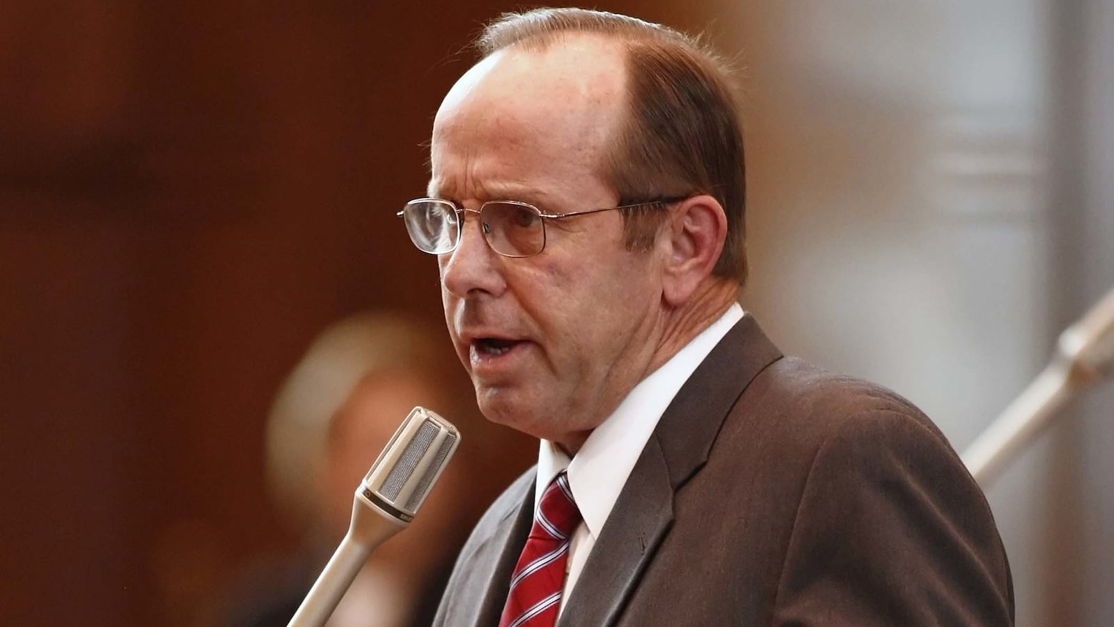 180206-Oregon-state-senator-express-hero_bixhrz