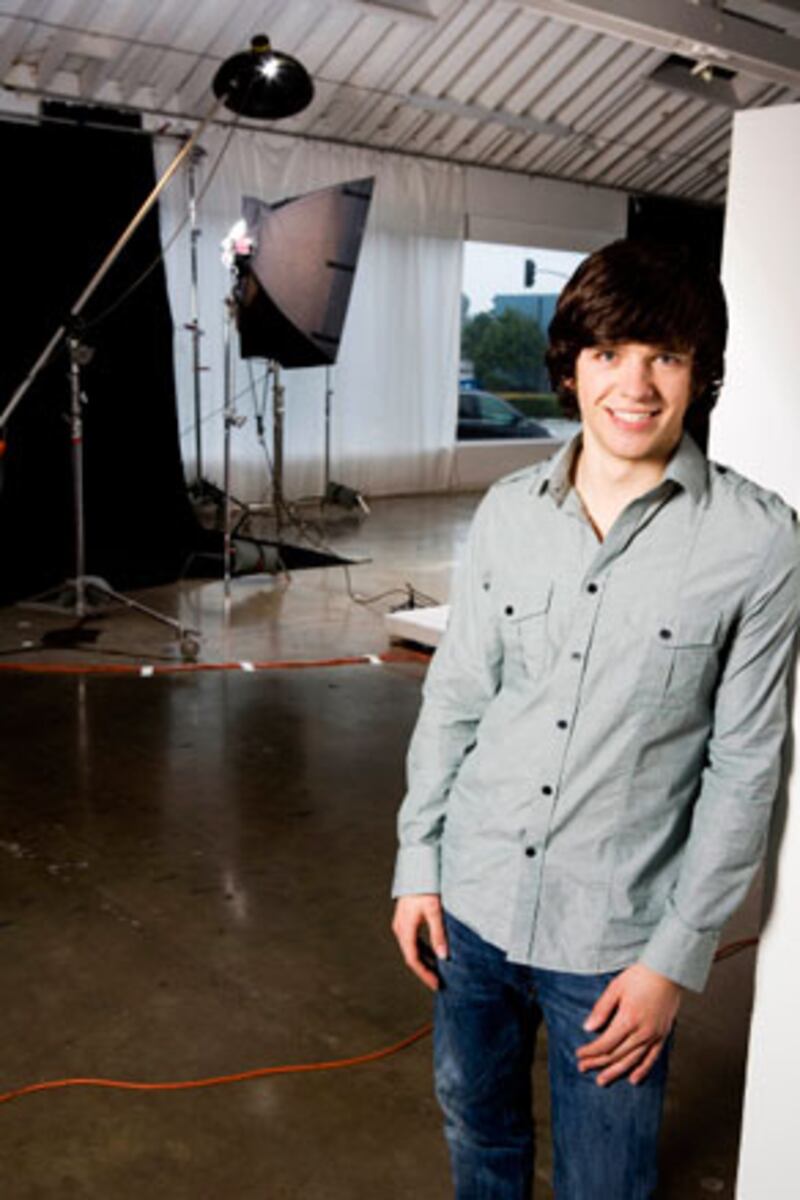 galleries/2010/02/22/idol-s-12-final-men/idol-men---urban_rqg26b