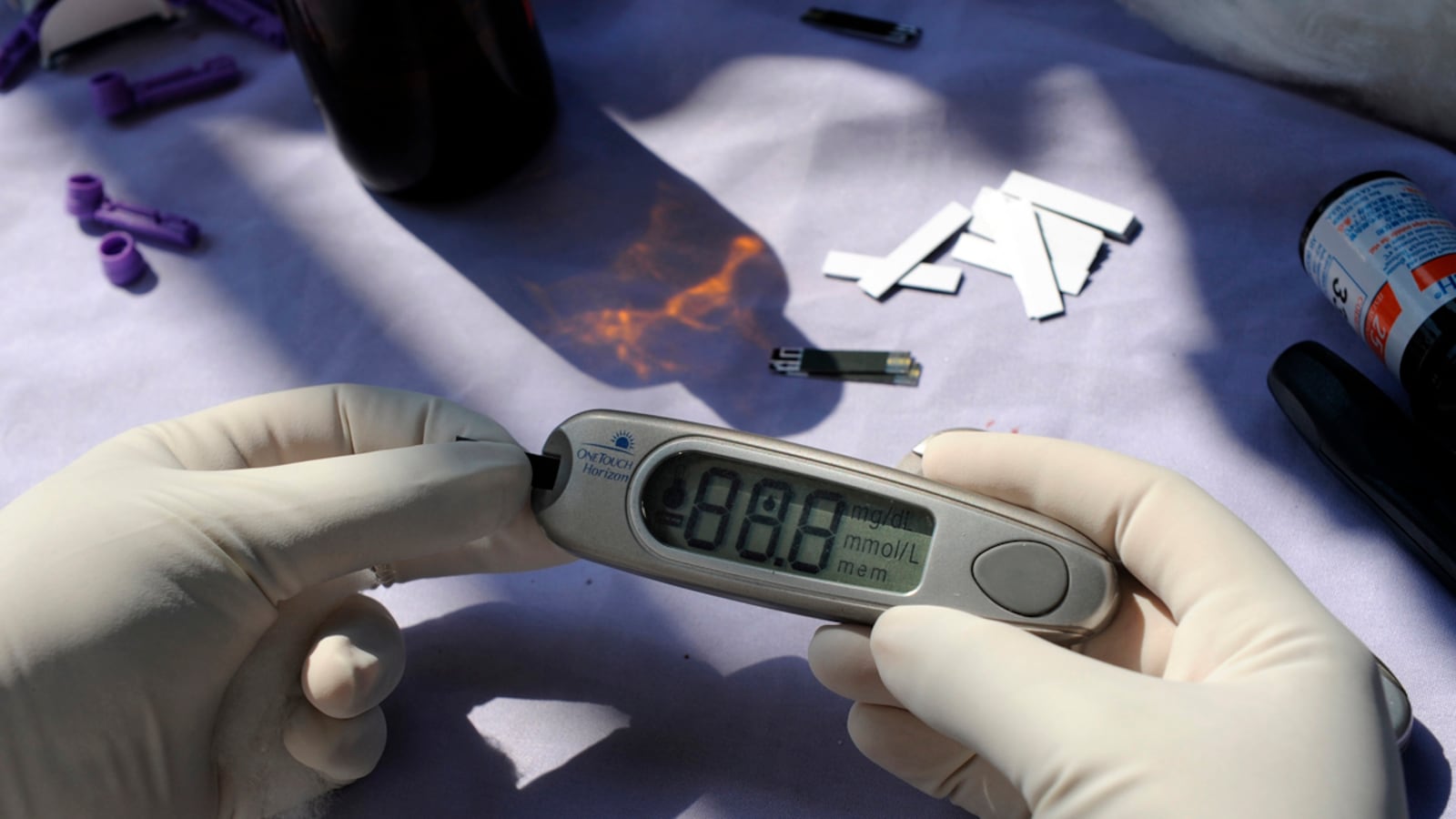 articles/2012/03/11/web-black-market-in-diabetic-supplies-costs-government-200m/diabeties-medicare-fraud-dimond_dux56t