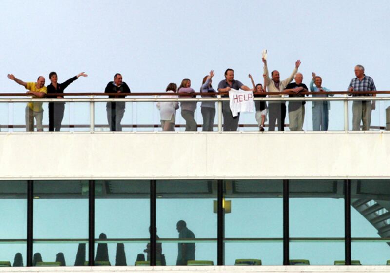 galleries/2010/11/12/cruises-from-hell/cruises-from-hell-10_mfkf8b