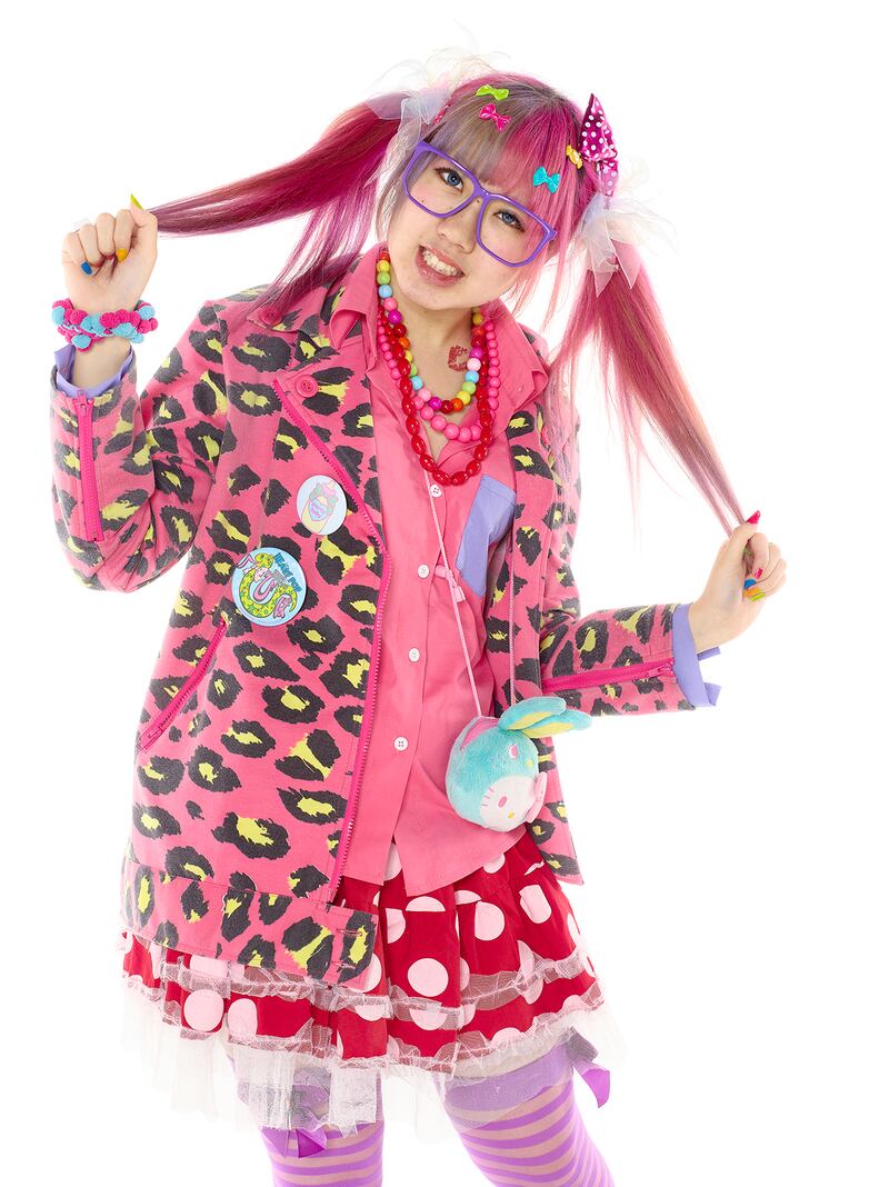 galleries/2014/03/20/thomas-card-s-tokyo-adorned-photos/140313-toyko-8_xexvzs