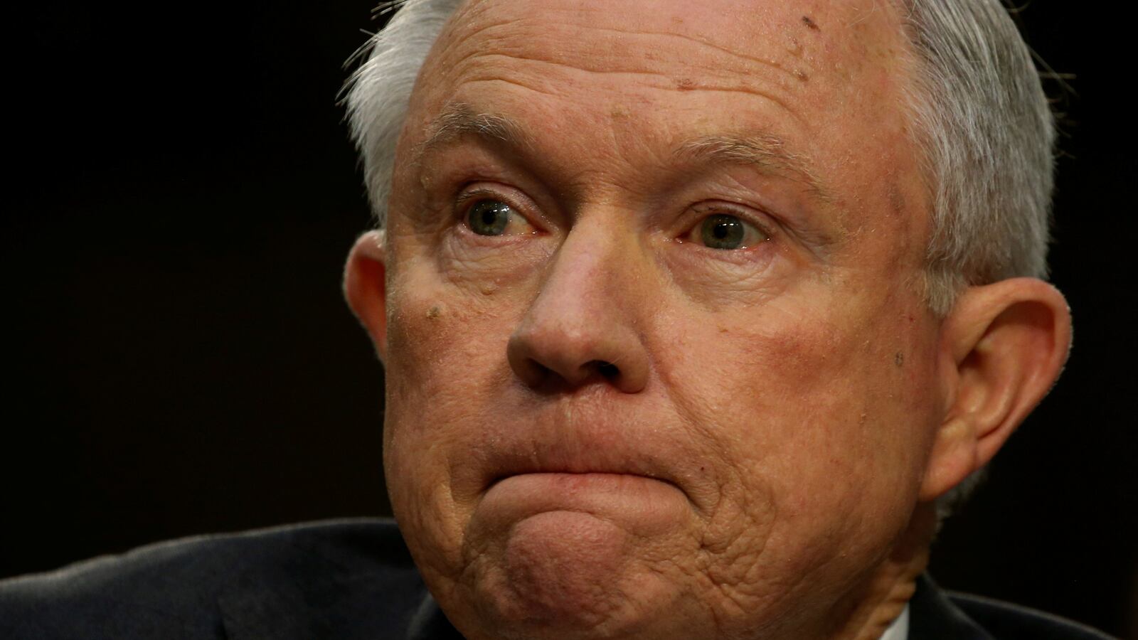 170615-sessions-russia-dinner-cheat_x175ev