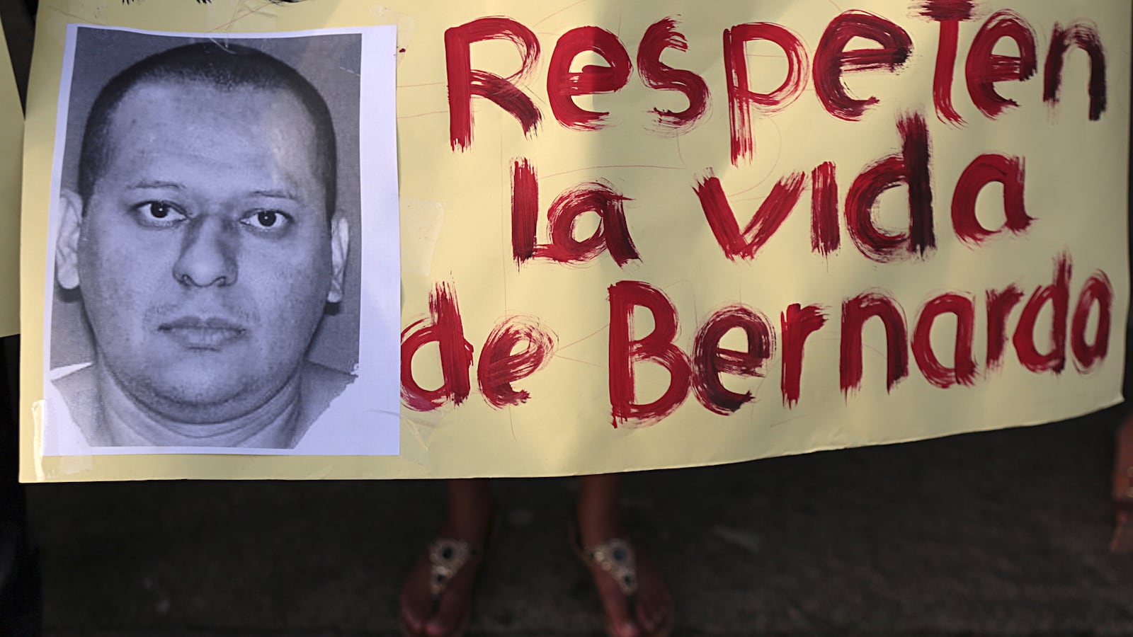 cheats/2015/08/25/texas-court-halts-murderer-s-execution/150825-tercero-cheat_nltv2o