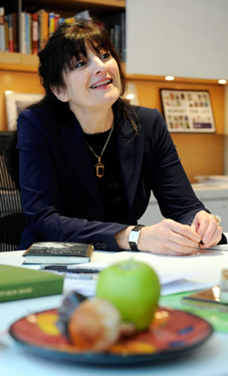 articles/2009/04/20/mothers-daughters-and-food/gostin-mother-daughter-cooking_23044_spvror