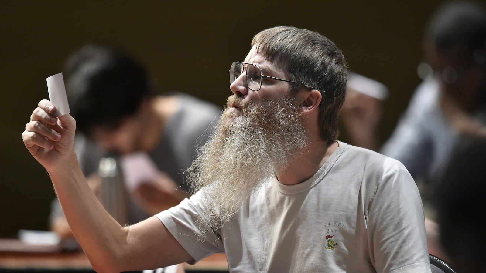 articles/2015/07/23/how-a-kiwi-beat-the-french-at-their-own-game-of-scrabble/150722-crooker-scabble-tease_b2104d