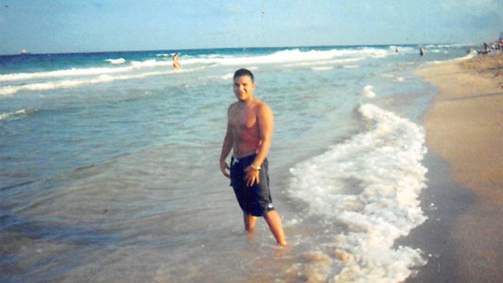 190117-bixby-deported-man-tease_vbefum_gtsjlu