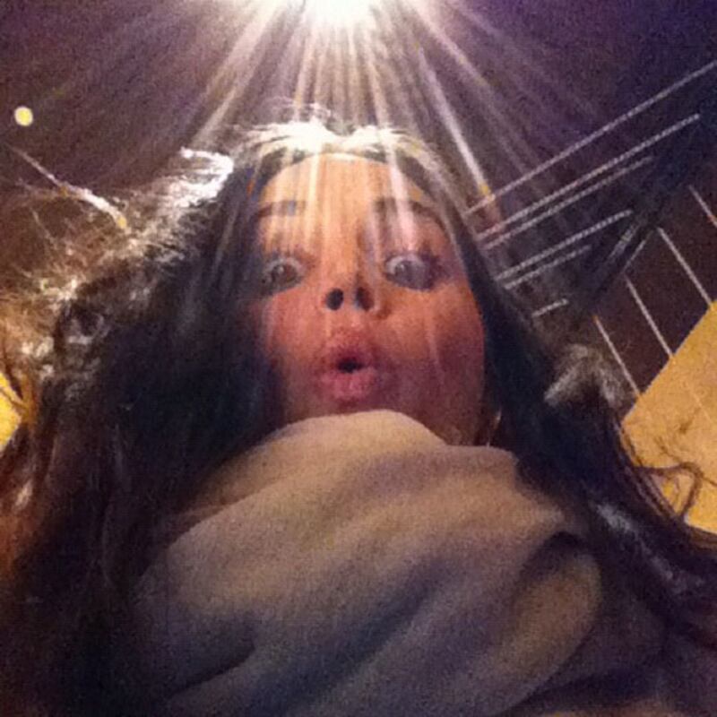 galleries/2012/01/01/best-celebrity-twitter-pictures/twitpics-eliza-dushku_atew0m