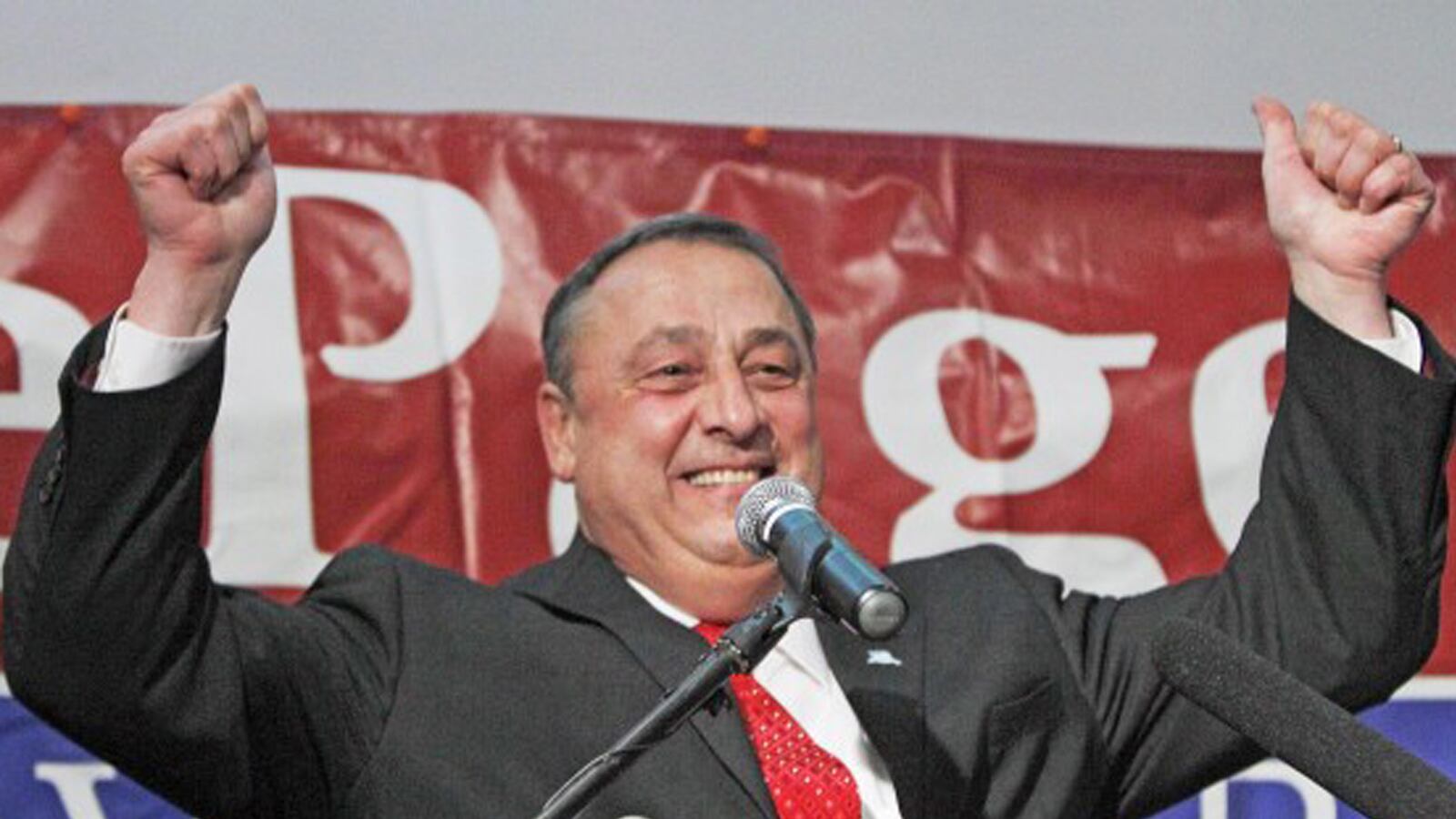 articles/2014/11/05/republican-wave-carries-maine-governor-paul-lepage-to-victory/141104-jacobs-lepage-tease_sstvjp