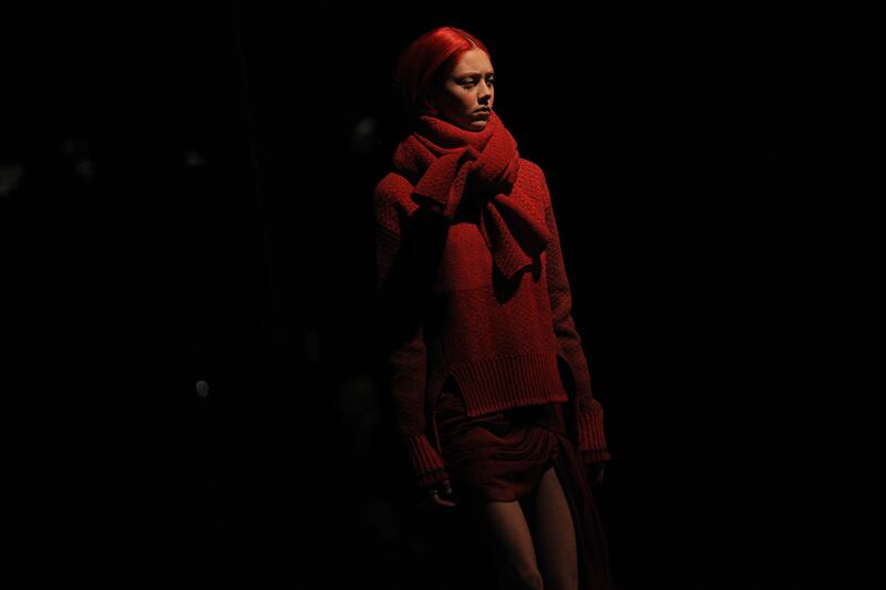 galleries/2014/02/08/backstage-at-prabal-gurung-new-york-fashion-week-2014-photos/prabalgurung17_xvjfj1