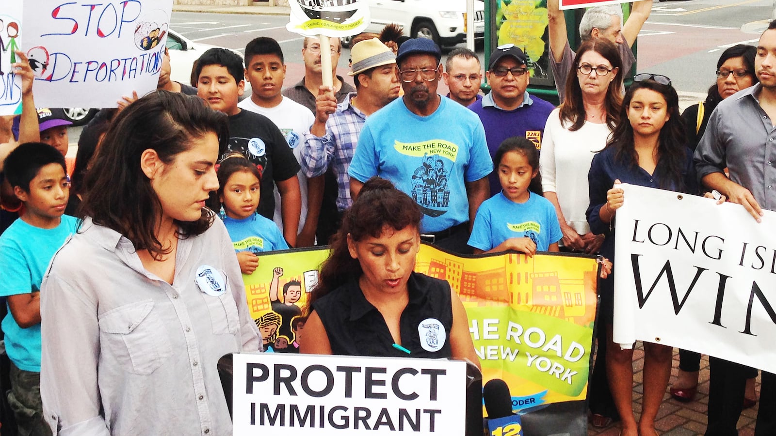 articles/2017/02/02/these-are-the-groups-behind-those-spontaneous-anti-trump-ban-protests/170201-Swin-Rapid-Mobilization-Groups-tease_jvgc6o