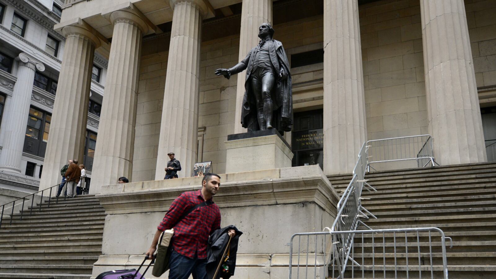 cheats/2012/10/29/futures-decline-as-sandy-shuts-markets/hurricane-wall-street-closed-futures-decline-cheat_tdt6wg