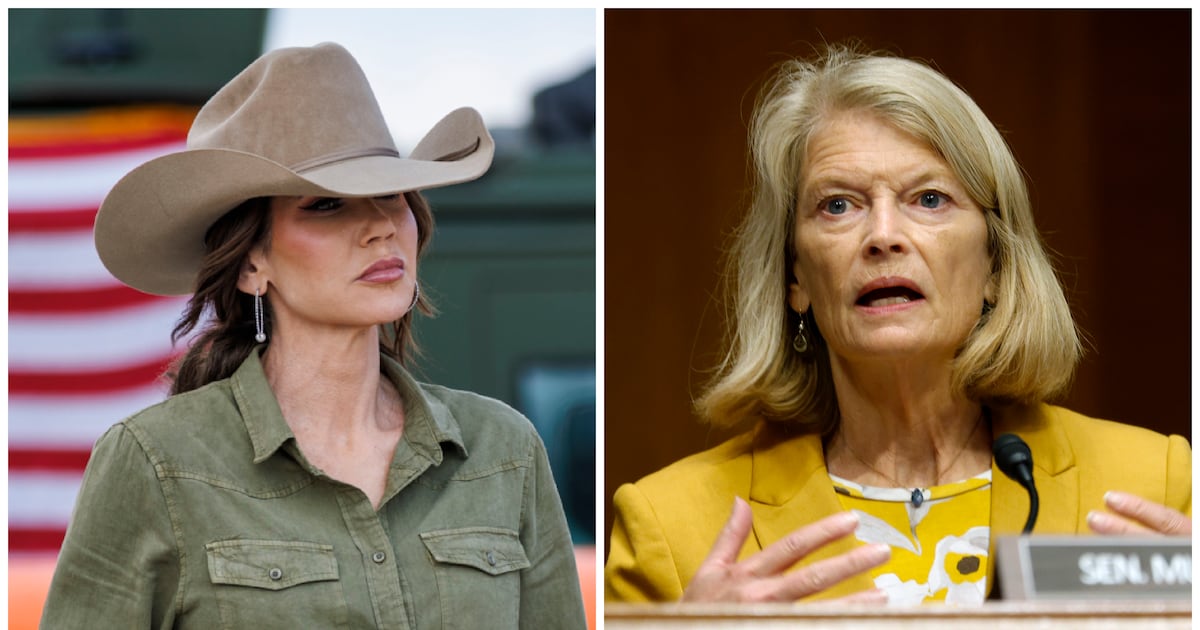 Republikanische Senatorin kritisiert ICE-Barbie nach Schießerei in ...