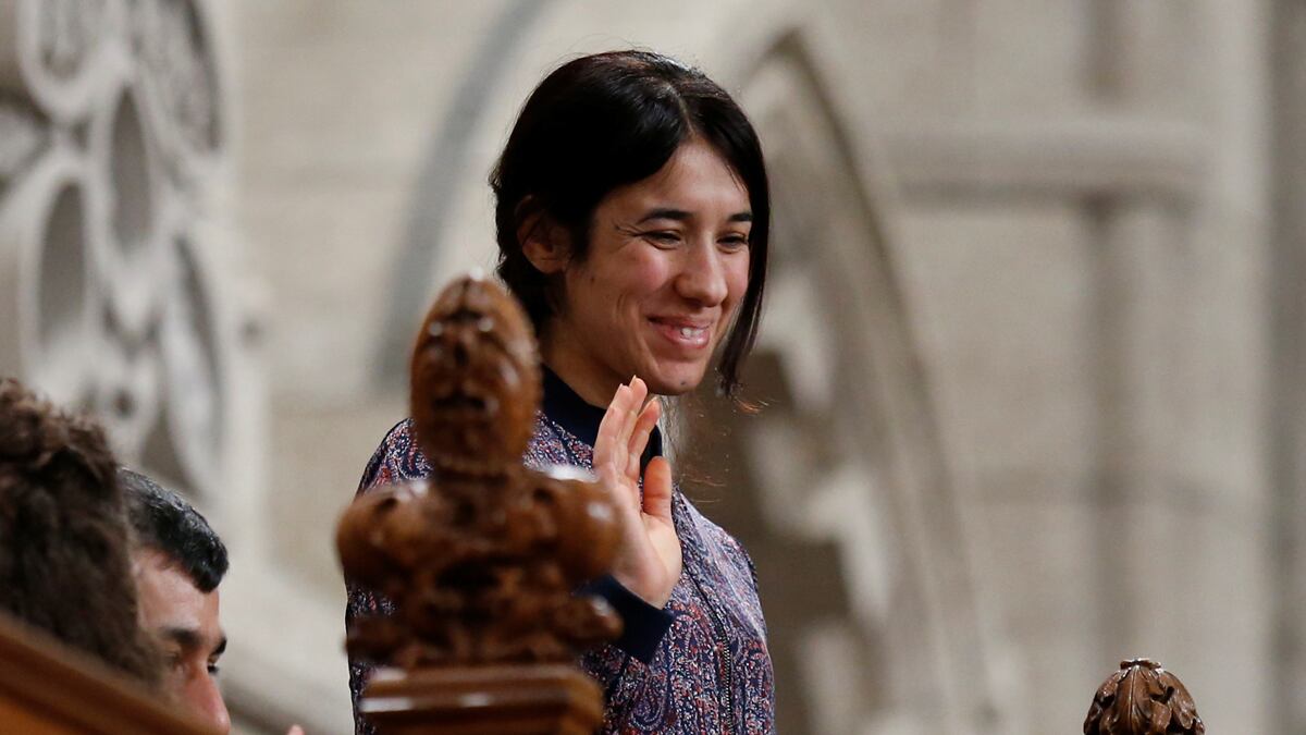 cheats/2016/10/27/yazidi-women-win-eu-human-rights-prize/161027-nadia-yazidi-women-win-humanitarian-award_n99asq