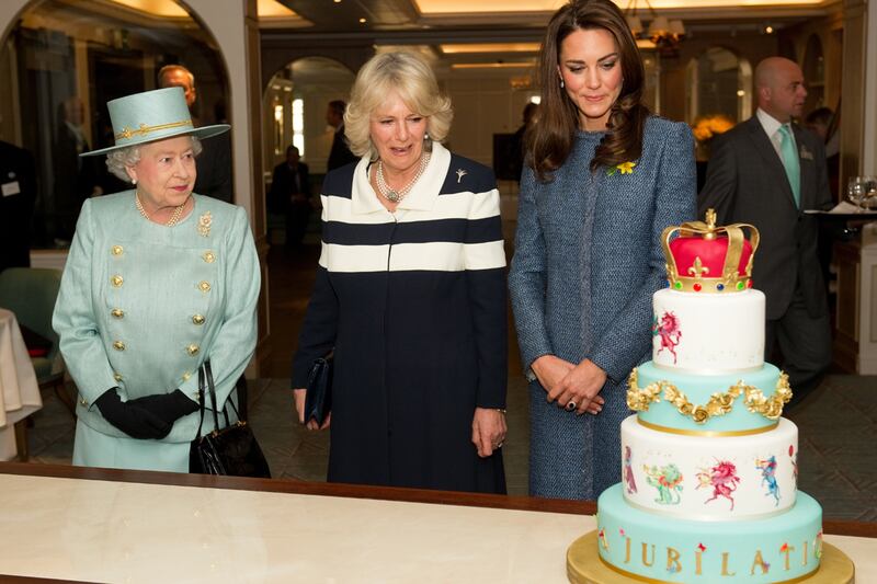 articles/2012/03/09/kate-s-mum-eat-more/queen-kate-middleton-camilla-royalist_yqc5hn