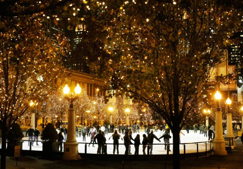 galleries/2008/12/12/ice-skating-around-the-world/ice-skating-rinks-2_mggvge