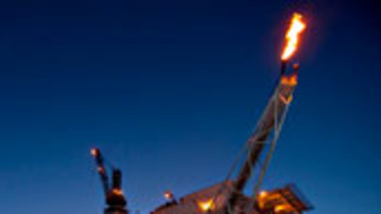 articles/2010/05/22/60-minutes-video-of-bp-oil-rig-accident-survivor/pelley-deepwater-horizon_102322_m0pqng