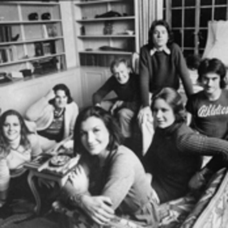 articles/2011/04/22/tribeca-film-festival-ben-stiller-and-more-culture-recommendations/loud-family_fljcpk