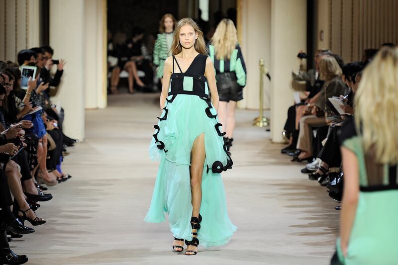 articles/2013/09/30/paris-fashion-week-photo-of-the-day-sept-30/130930-fashion-photo-of-the-day_ymczu4