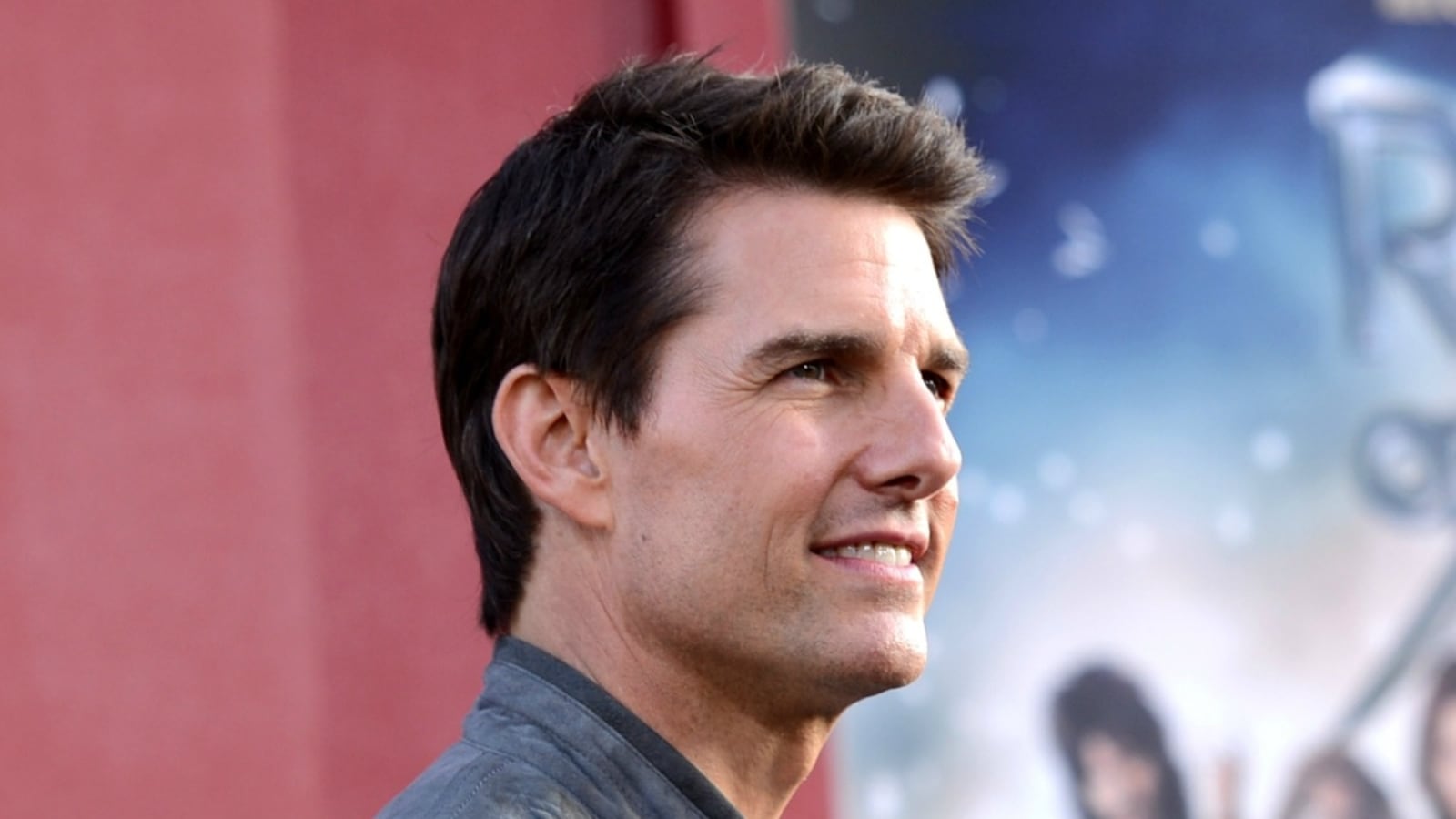 cheats/2012/10/24/cruise-sues-magazine-for-50m/tom-cruise-sues-cs_yfr4ia