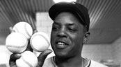 articles/2010/02/19/baseballs-greatest-player/berra-willie-mays_83097_fjmi0f