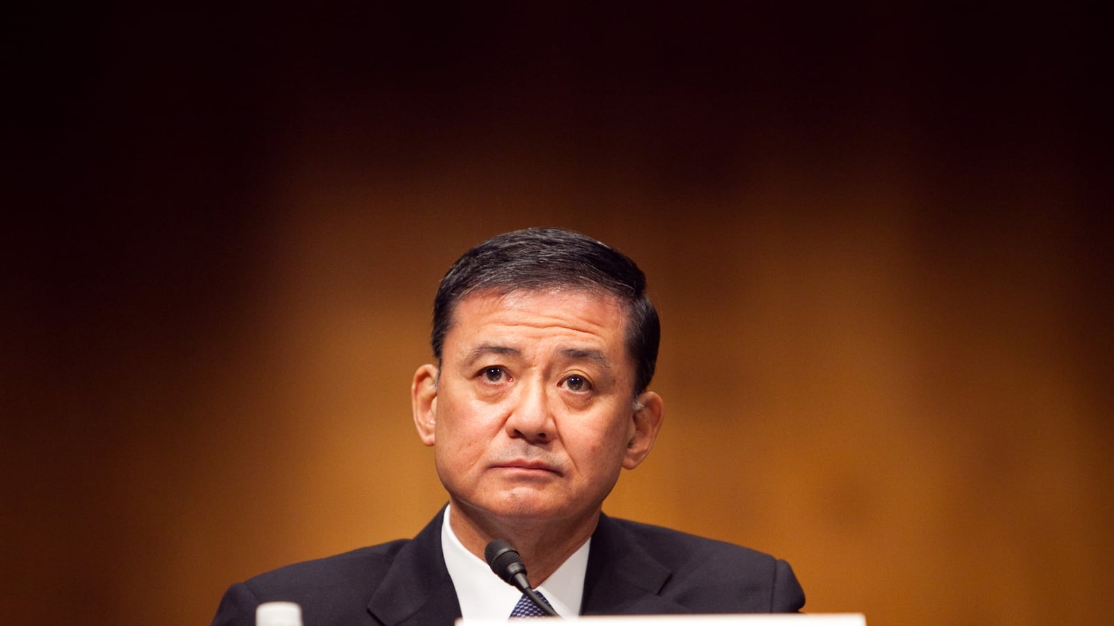 articles/2014/06/01/there-are-no-asian-americans-in-the-cabinet-for-the-first-time-since-2000/140601-mak-asian-american-tease_vneiny